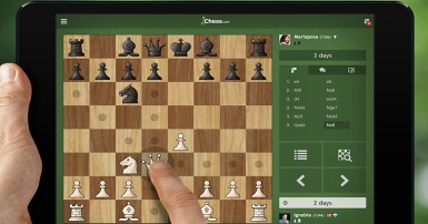 Application Android et Apple de Chess.com pour jouer aux échecs sur tablette et smartphone mobile