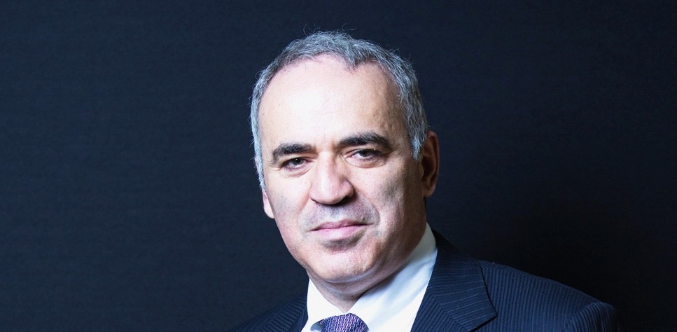 Biographie du joueur d'échecs Garry Kasparov