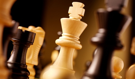 Leçon et cours d'échecs : les différentes pièces sur l'échiquier
